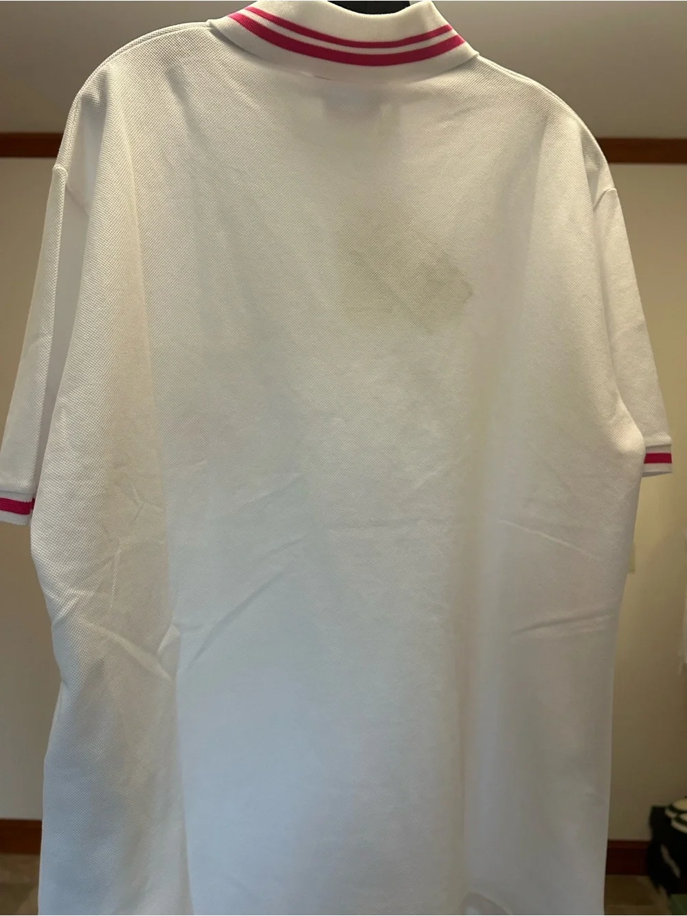 Men's Gucci polo shirt with pink embroidered logo and trim size XL made in Italy